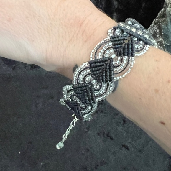 Curated Jewelry Set #22 - Necklace, Bracelet, Earrings (turquoise/black/silver) - Picture 5 of 6